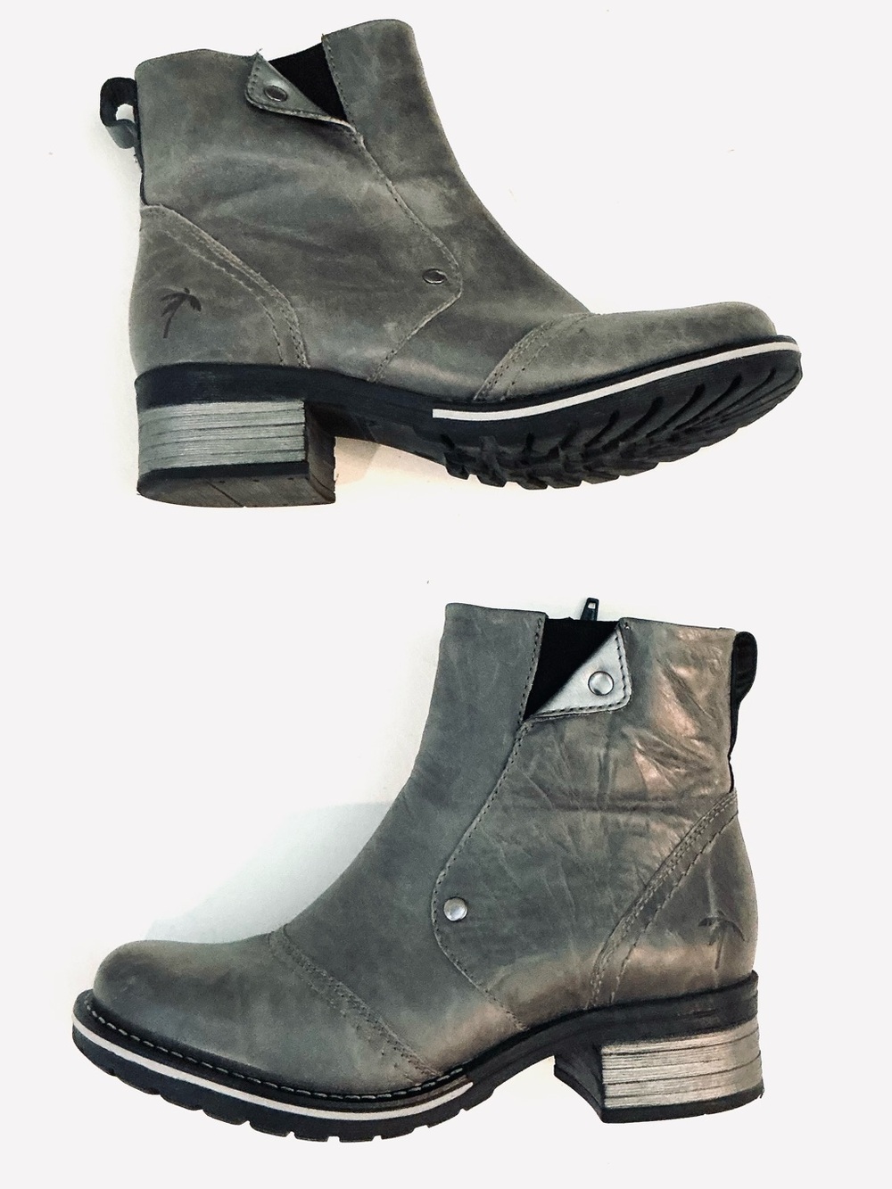 DROMEDARIS, Kassia Scrunched Leather Ankle Boot in Slate, Size 39